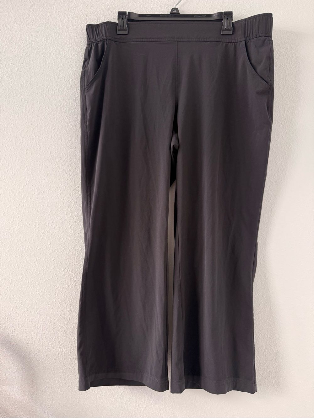 Eddie Bauer Black Wide-Leg Pull-On Pants